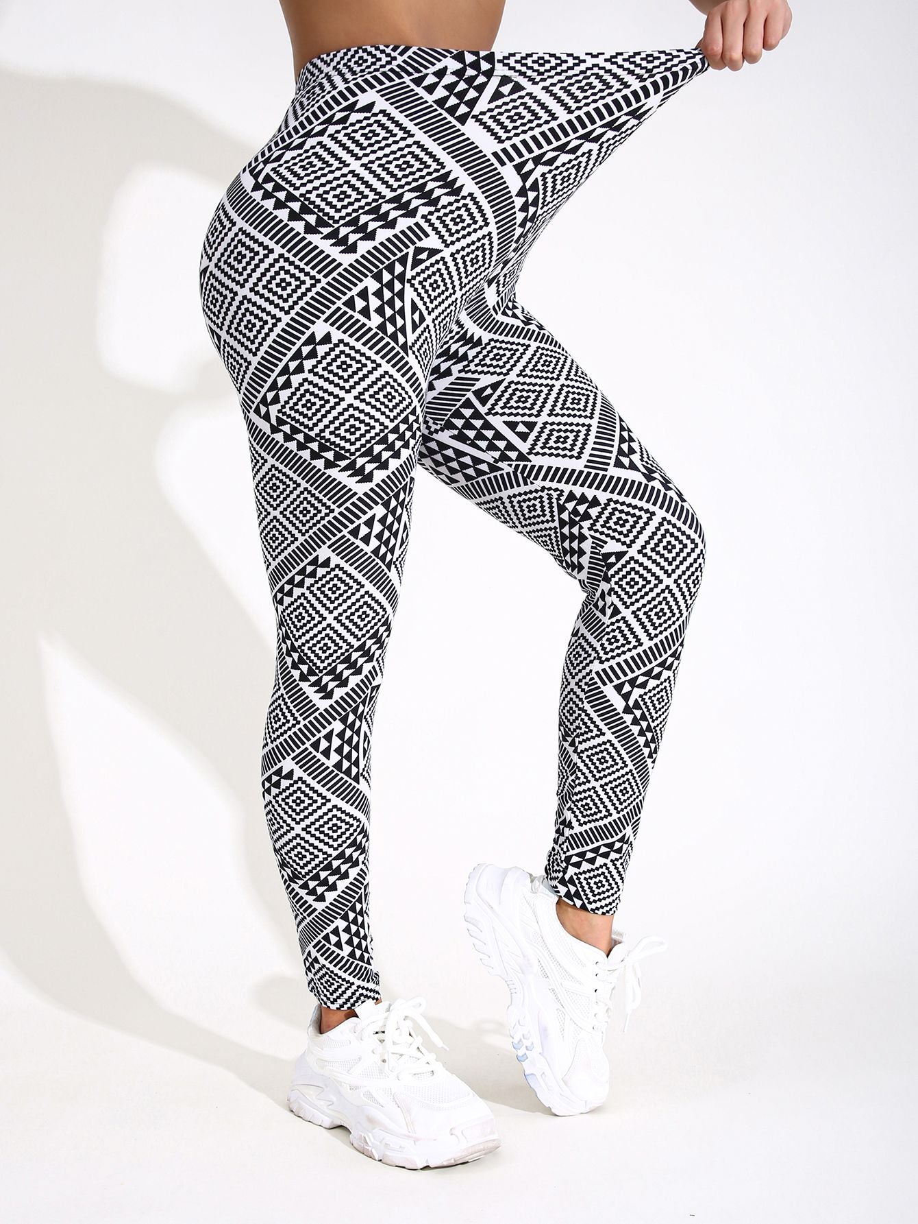 Keya Block Leggings — Estrutura e Suavidade em Equilíbrio