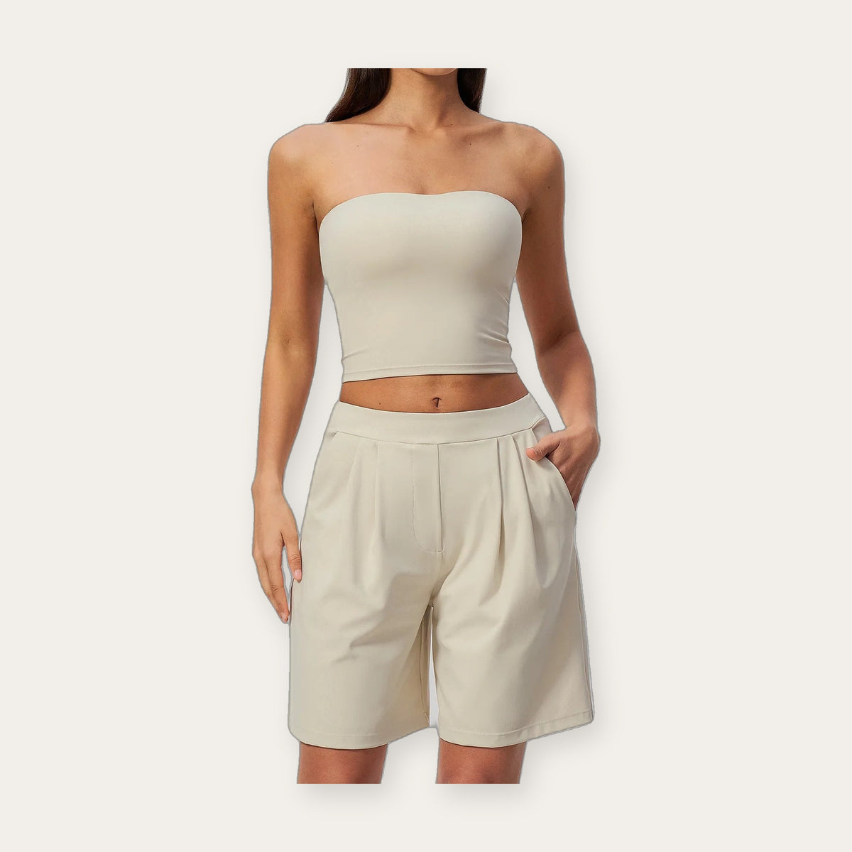 Conjunto de yoga Sukha Flow da Shamar bege aveia: top cai-cai e calções largos, vista de frente