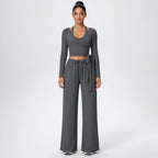 Dhara – Conjunto de Yoga com Top de Manga Comprida e Calças Largas – Cor Cinzento-Escuro