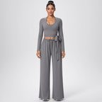 Dhara – Conjunto de Yoga com Top de Manga Comprida e Calças Largas – Cor Cinzento
