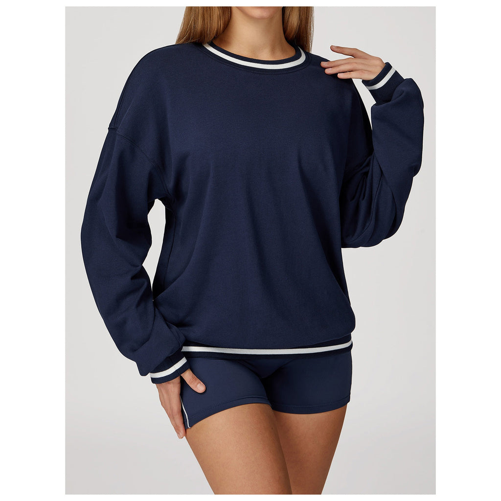 Camisola Shlama Ease azul-marinho com debrum branco e calções – vista de frente