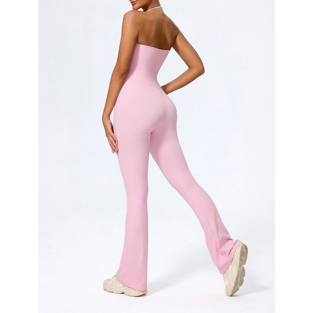 Macacão SerenFit rosa sem alças de perna flare – vista de costas
