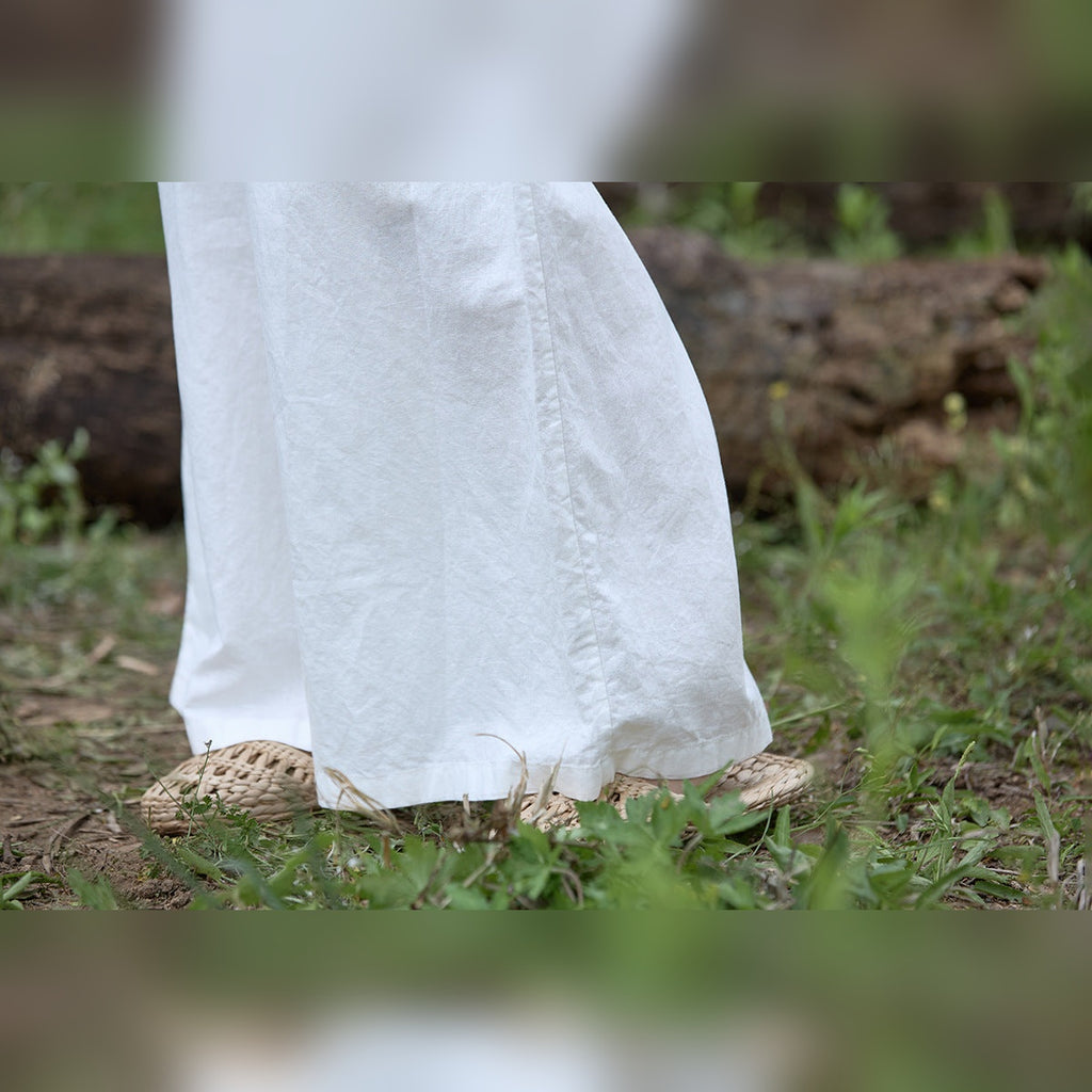 Calças Shalem Cotton em algodão brancas de perna larga – detalhe