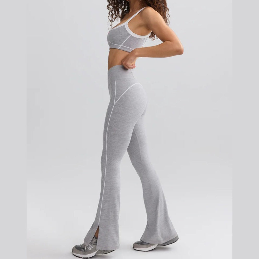 Conjunto Yara Vitality cinzento com calças à boca de sino – vista lateral