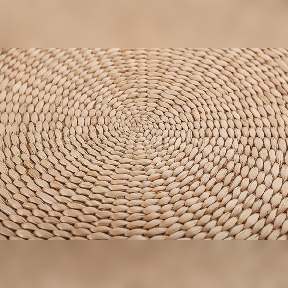 Textura em espiral da palha do puf de meditação – detalhe