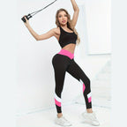 Leggings Alvoa V pretas, brancas e rosa com corda de saltar – lifestyle