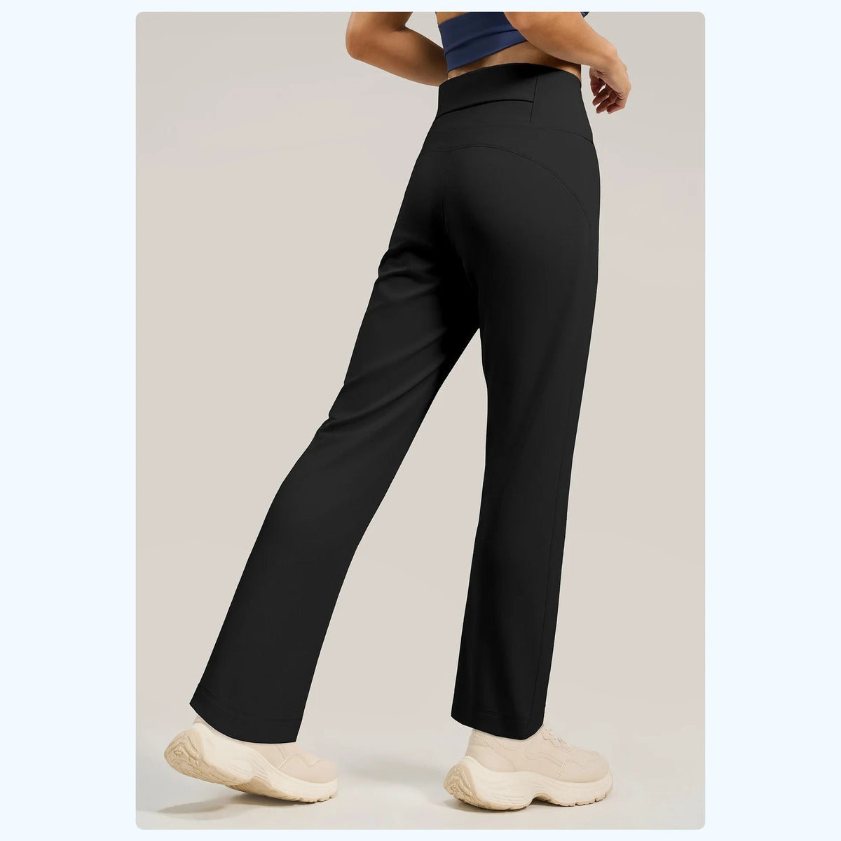 Calças Slim Flow pretas de perna reta – vista lateral