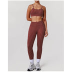Conjunto Starlight Flow vermelho com top de alças – vista de frente