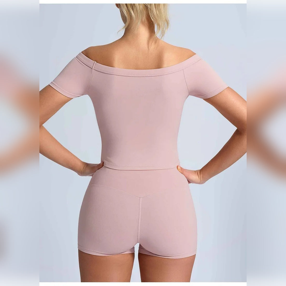 Conjunto Shakti Move rosa-acinzentado com top de ombros descobertos – vista de costas