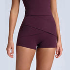 Calções Shakti Move roxo-violeta de cintura cruzada – vista de frente