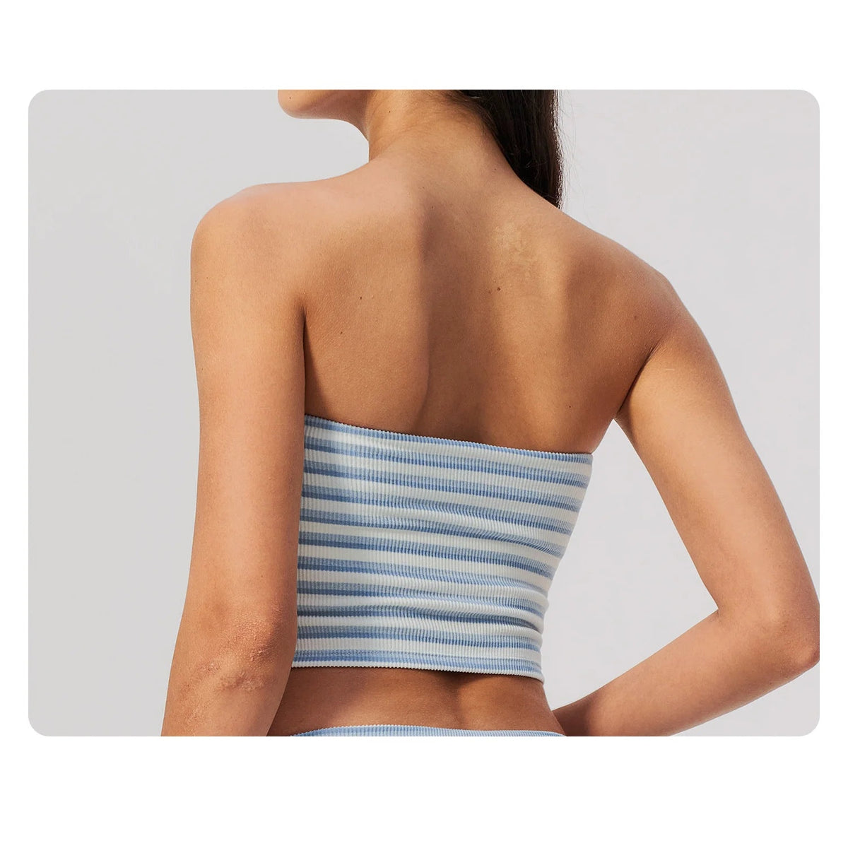 Top cai-cai Prana Stripe azul-claro às riscas – vista de costas