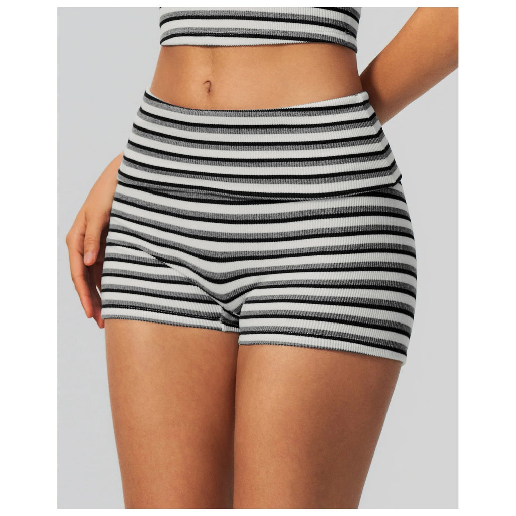 Calções Prana Stripe pretos e brancos às riscas com cós dobrável – vista de frente