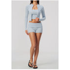 Conjunto Prana Stripe azul-claro às riscas com casaco e calções – vista de frente
