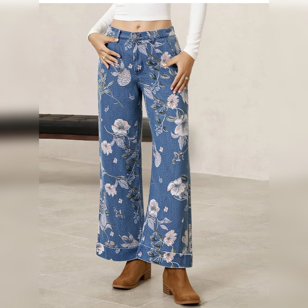 Calças Wide Leg Florais Prana Denim azul