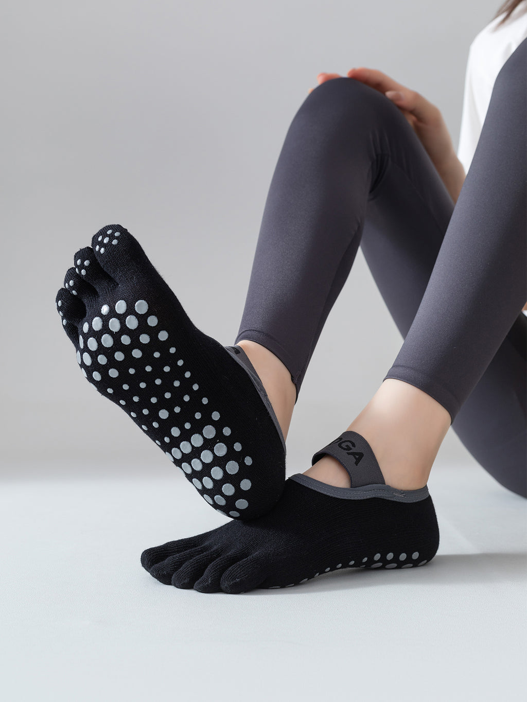 Calcetines de yoga de cinco dedos para mujer