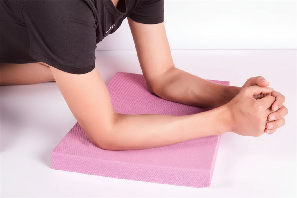Non-slip TPE exercise mat for yoga.