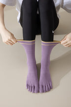 Five-Toe Non-Slip Yoga Socks – Comfort and Stability for Training