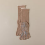 Five-Toe Non-Slip Yoga Socks – Comfort and Stability for Training