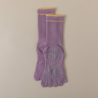 Five-Toe Non-Slip Yoga Socks – Comfort and Stability for Training