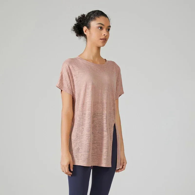 ZenTee – Camiseta de mujer ligera para yoga, running y entrenamiento con estilo