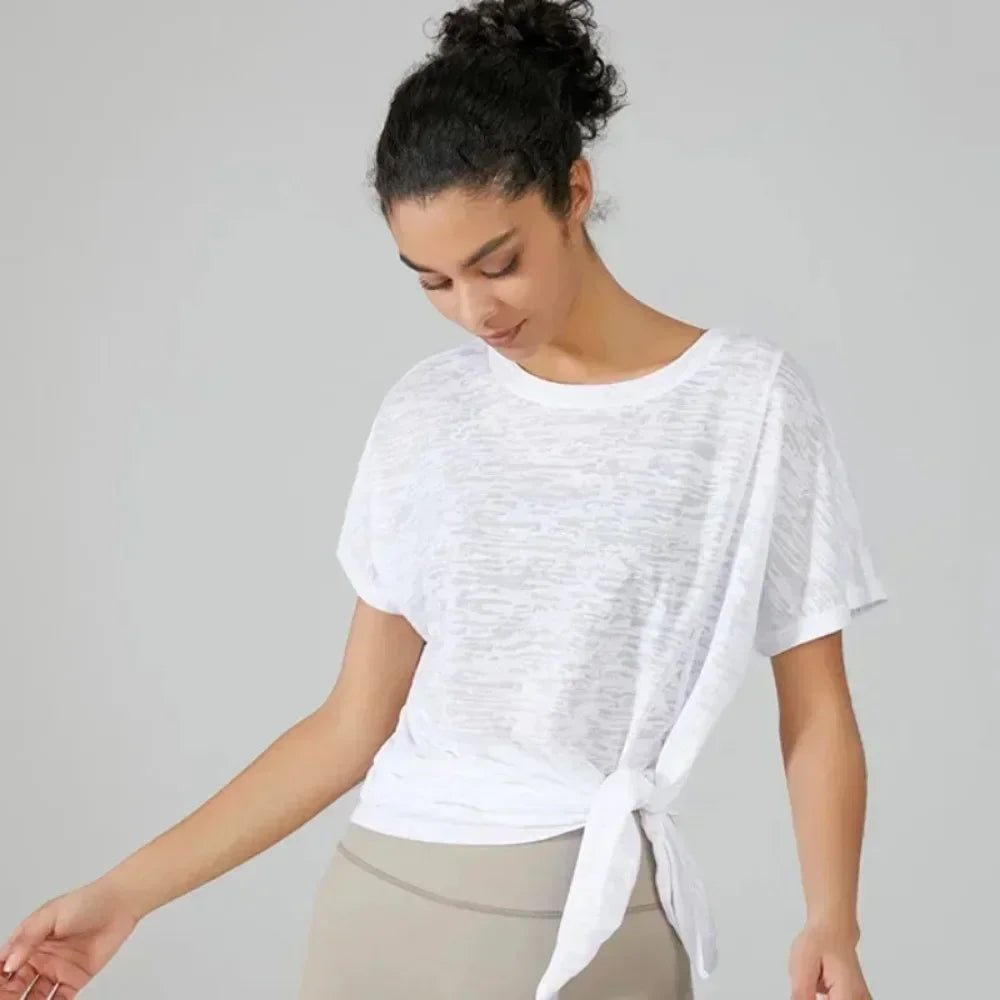 ZenTee – Camiseta de mujer ligera para yoga, running y entrenamiento con estilo
