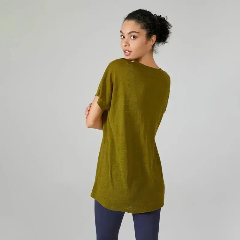 ZenTee – Camiseta de mujer ligera para yoga, running y entrenamiento con estilo