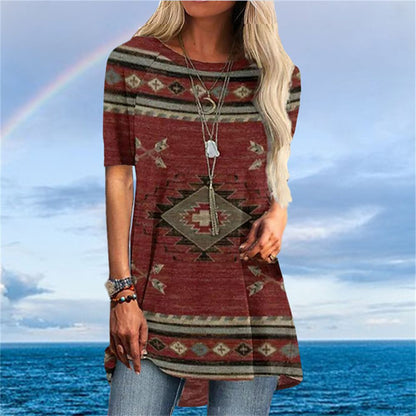 Tribal Spirit Tee – Estilo Étnico Y2K com Toque Boho