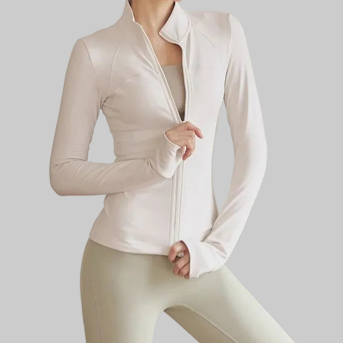 Bhakti Cover – Chaqueta de Entrenamiento con Devoción, Comodidad y Libertad