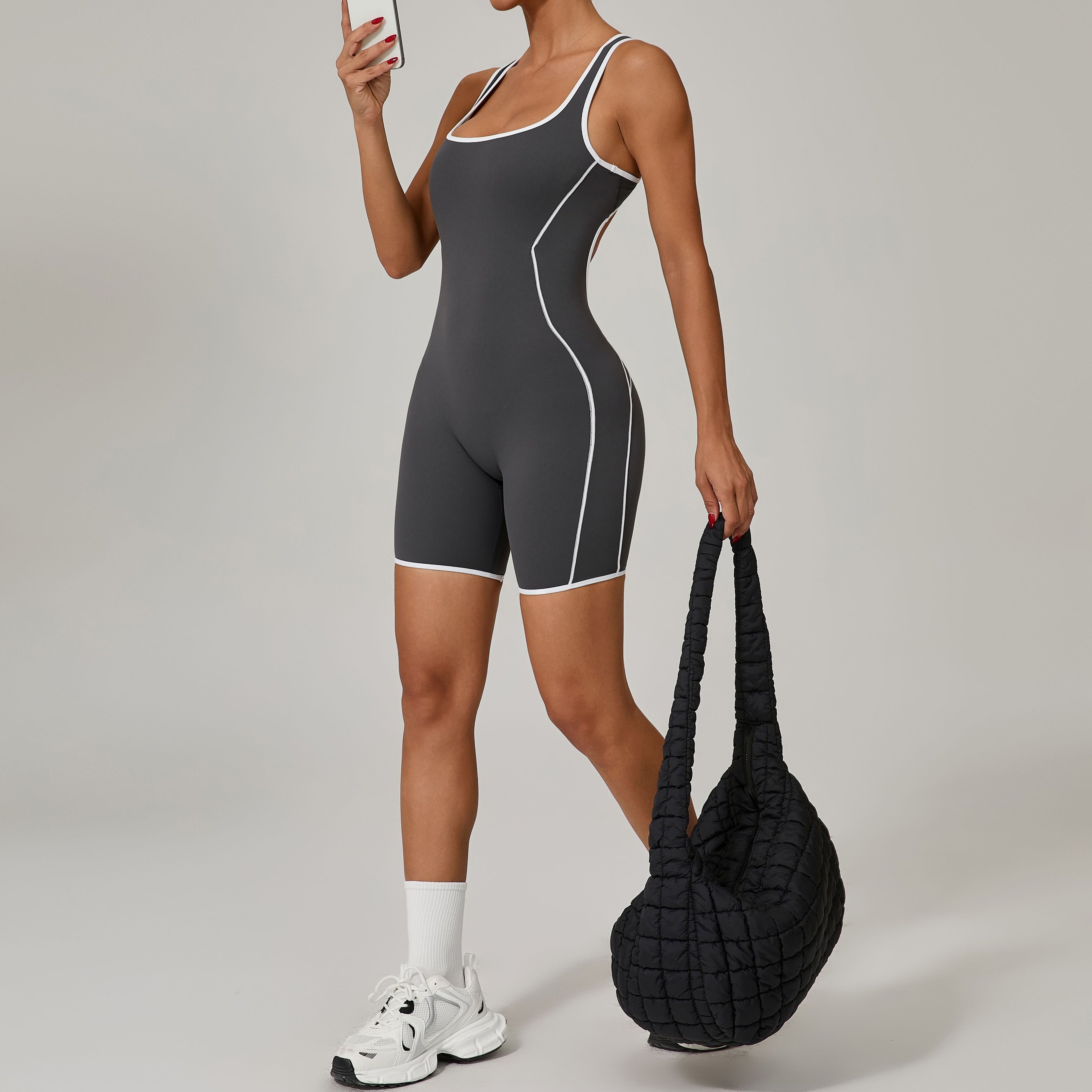 Ziva Rise — Performance with Lightness and Contour
