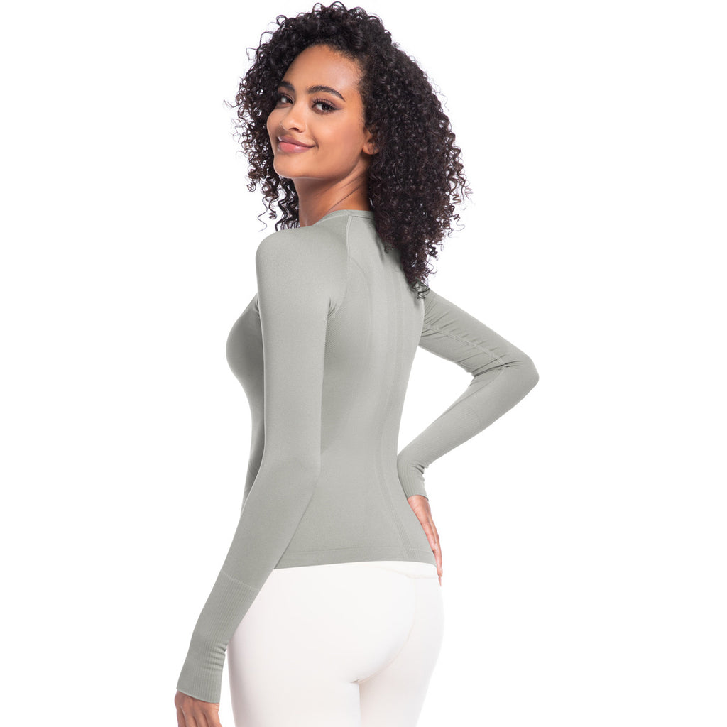 Ayela Breeze Tee — Ligereza y Libertad Activa