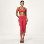 Conjunto Chaya Vermelho Coral · Top + Corsários