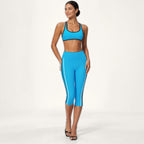 Conjunto Chaya Azul Elétrico · Top + Corsários