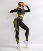 Eternal Flow Set – Seamless Yoga Set 2/3 Pieces 