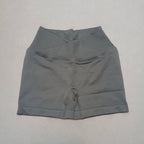 Bindu Curve – Shorts with a V-shaped waist and body focal point.