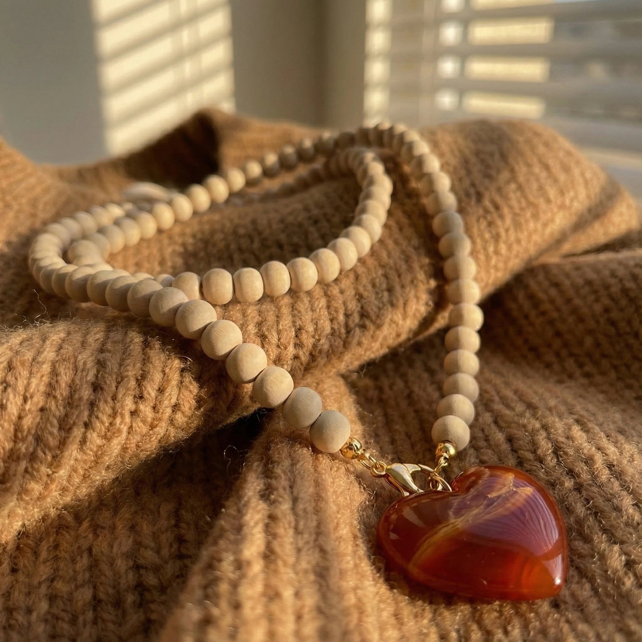 Collar de Corazón Ámbar – Collar Boho con Corazón Ámbar