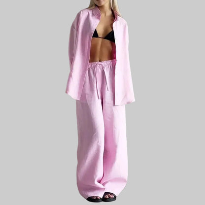 Silk Motion Set – Fluidity and Femininity