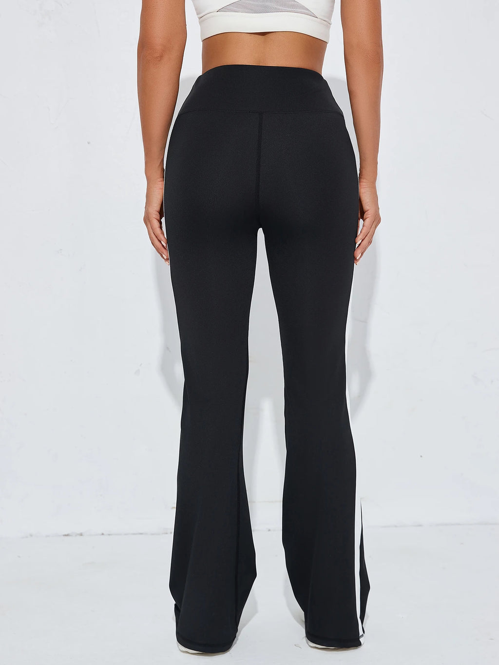 Pantalones Ameya Bell – energía que se expande con suavidad