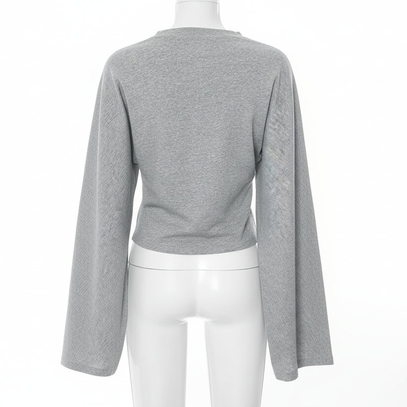 Urban Flow Crop Top – Casual Elegance for Everyday Movement