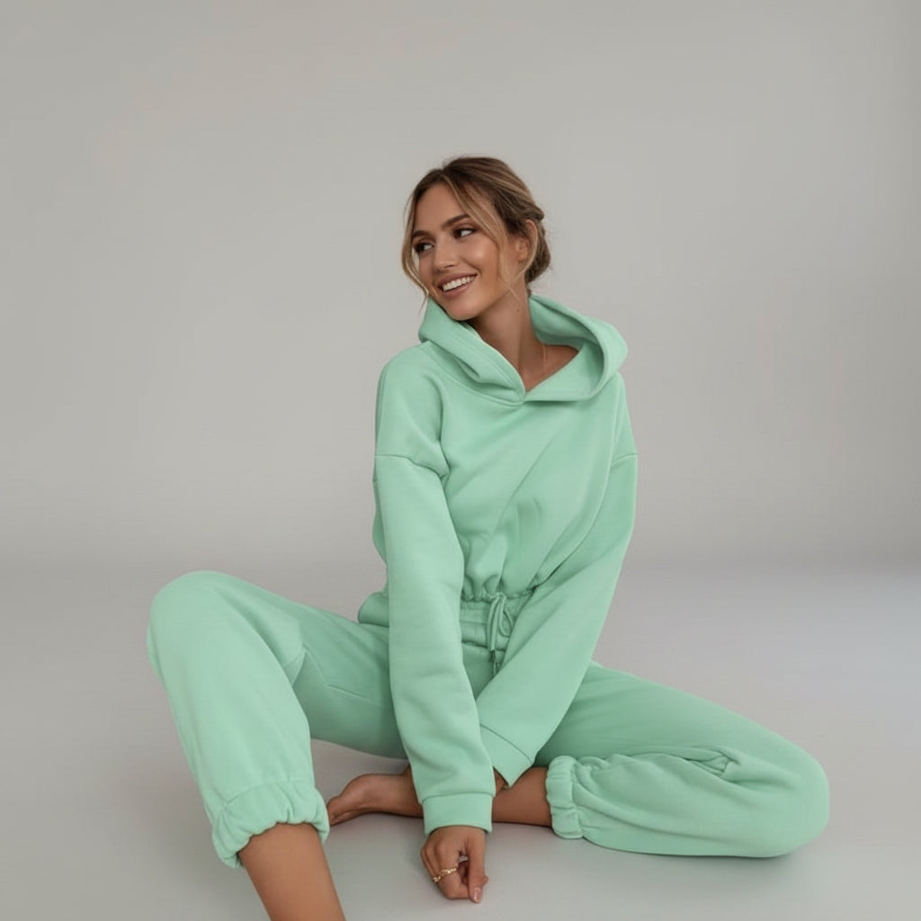 Astra Flow Set – A set inspired by inner light and freedom.