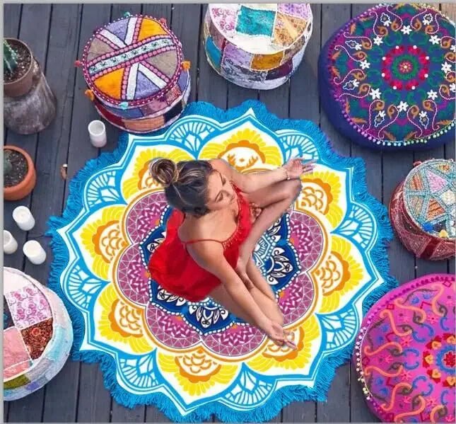 Mandala Flow – Round Tapestry for Yoga and Meditation