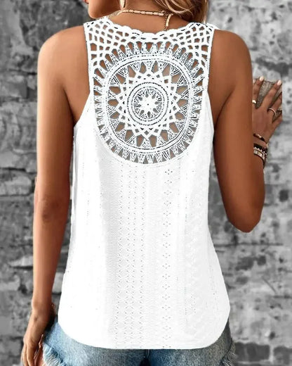 Elara Lace Tee – Leveza e Elegância