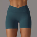 Bindu Curve – Shorts with a V-shaped waist and body focal point.