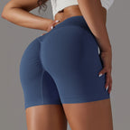 Bindu Curve – Shorts with a V-shaped waist and body focal point.