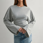 Urban Flow Crop Top – Casual Elegance for Everyday Movement