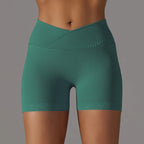 Bindu Curve – Shorts with a V-shaped waist and body focal point.