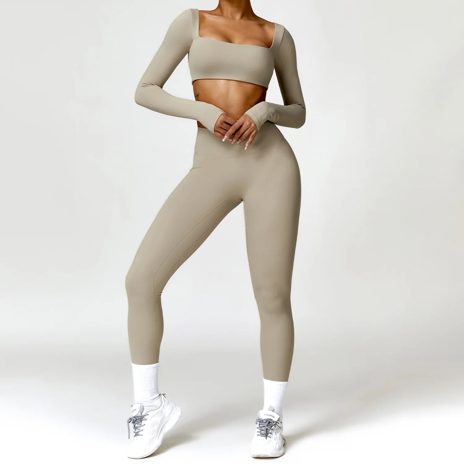 NirvaFit – Pantalones de Yoga Slim para Energía y Estilo Natural
