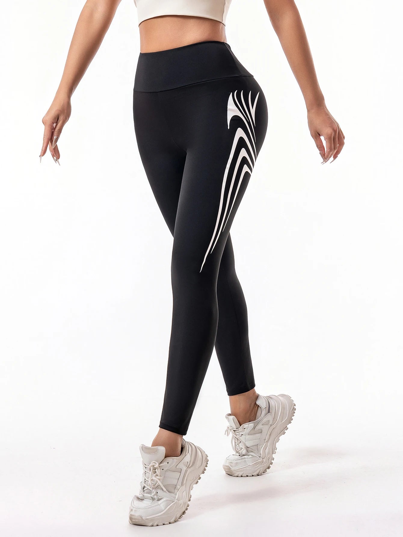 Alvoa Leggings – Freeing the Body, Harmonizing Energy