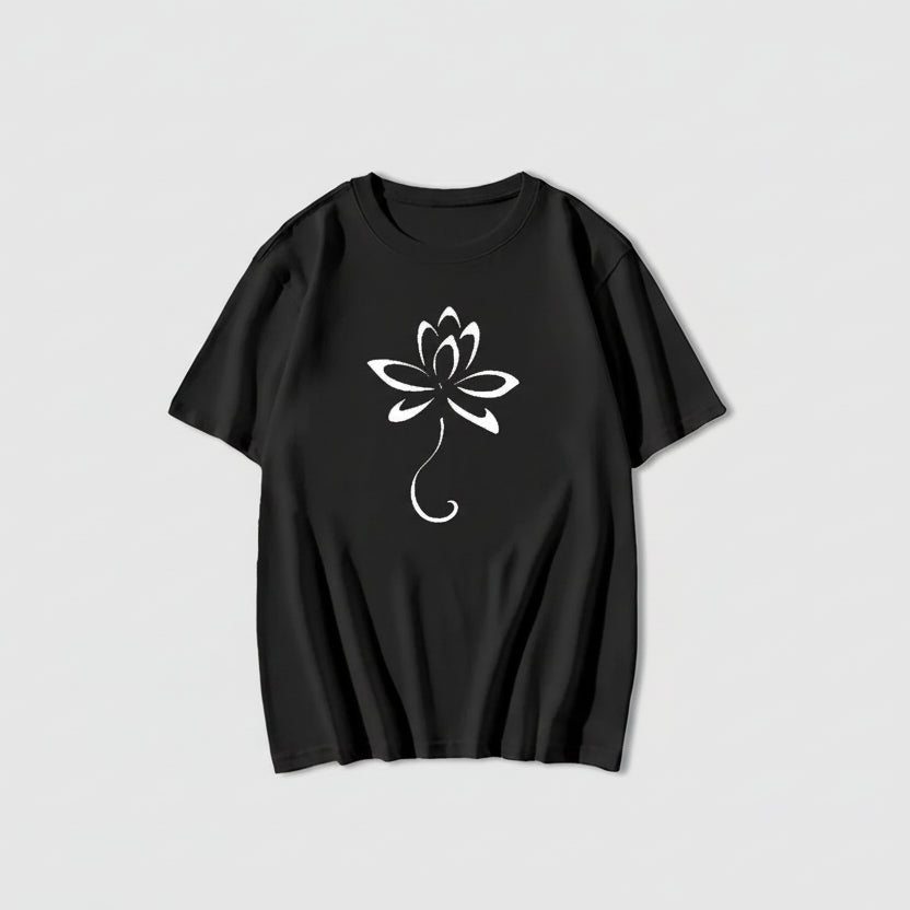 Lotus Spirit T-shirt – Minimalism and Connection with the Body