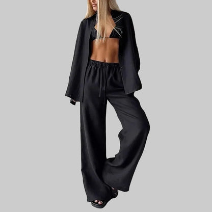Silk Motion Set – Fluidity and Femininity
