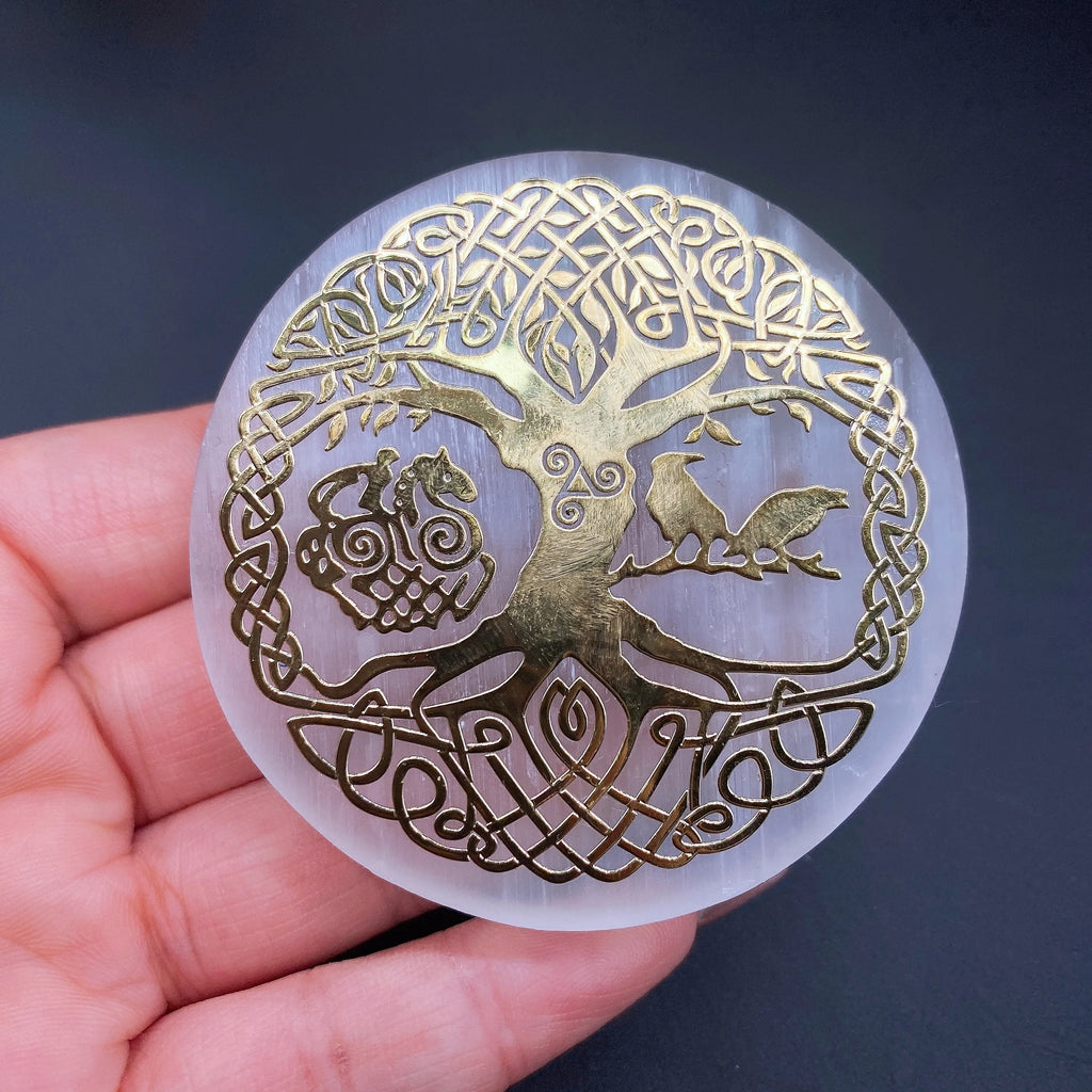 Nura Selenite Plate – Light and Purification